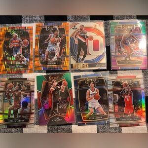 Lot of 8 Basketball sports cards